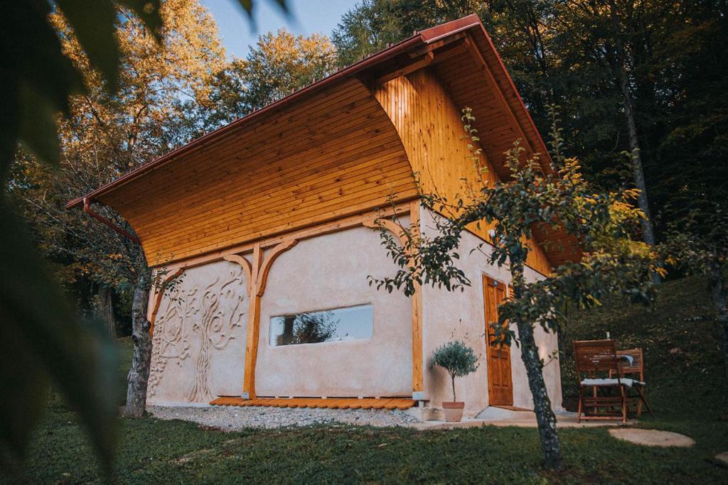 Sleeping With Bees - Tourist Farm Muha Διαμέρισμα Grosuplje Εξωτερικό φωτογραφία